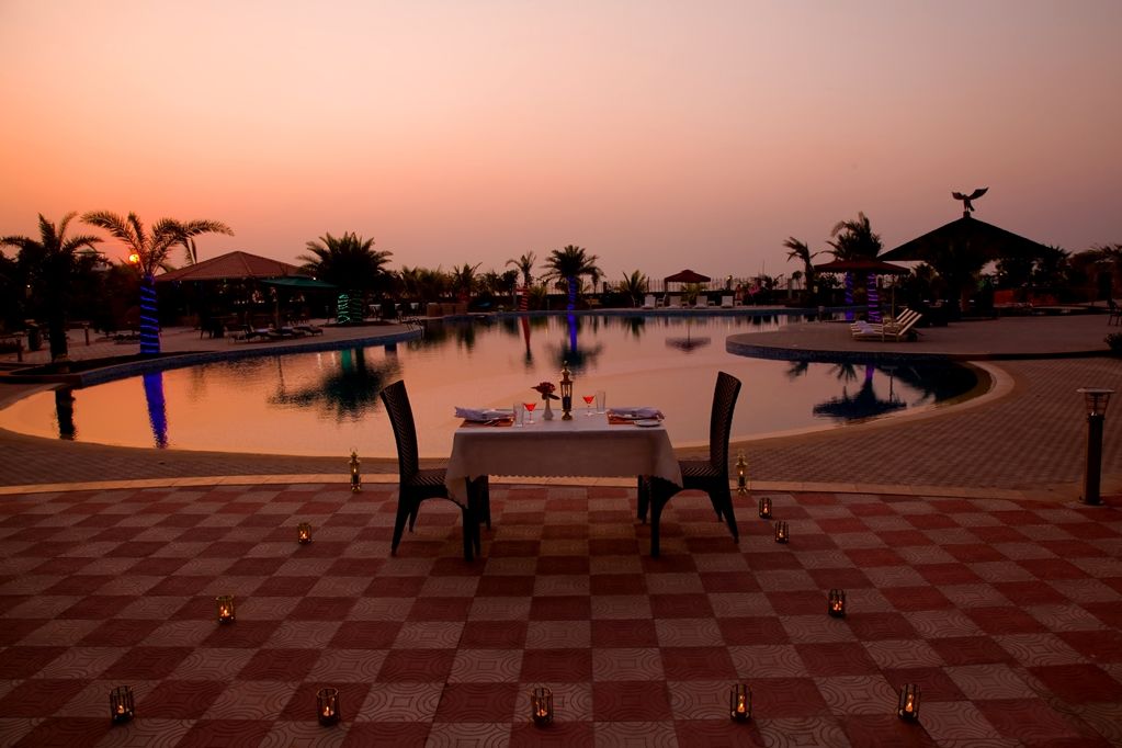 Royal Tulip Sea Pearl Beach Resort & Spa Cox's Bazar Restaurant foto